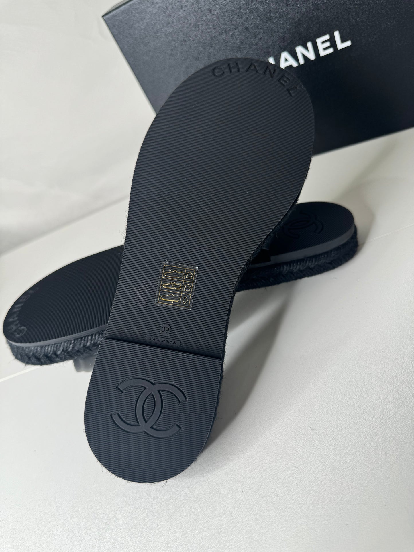 Chanel Slides Size 39