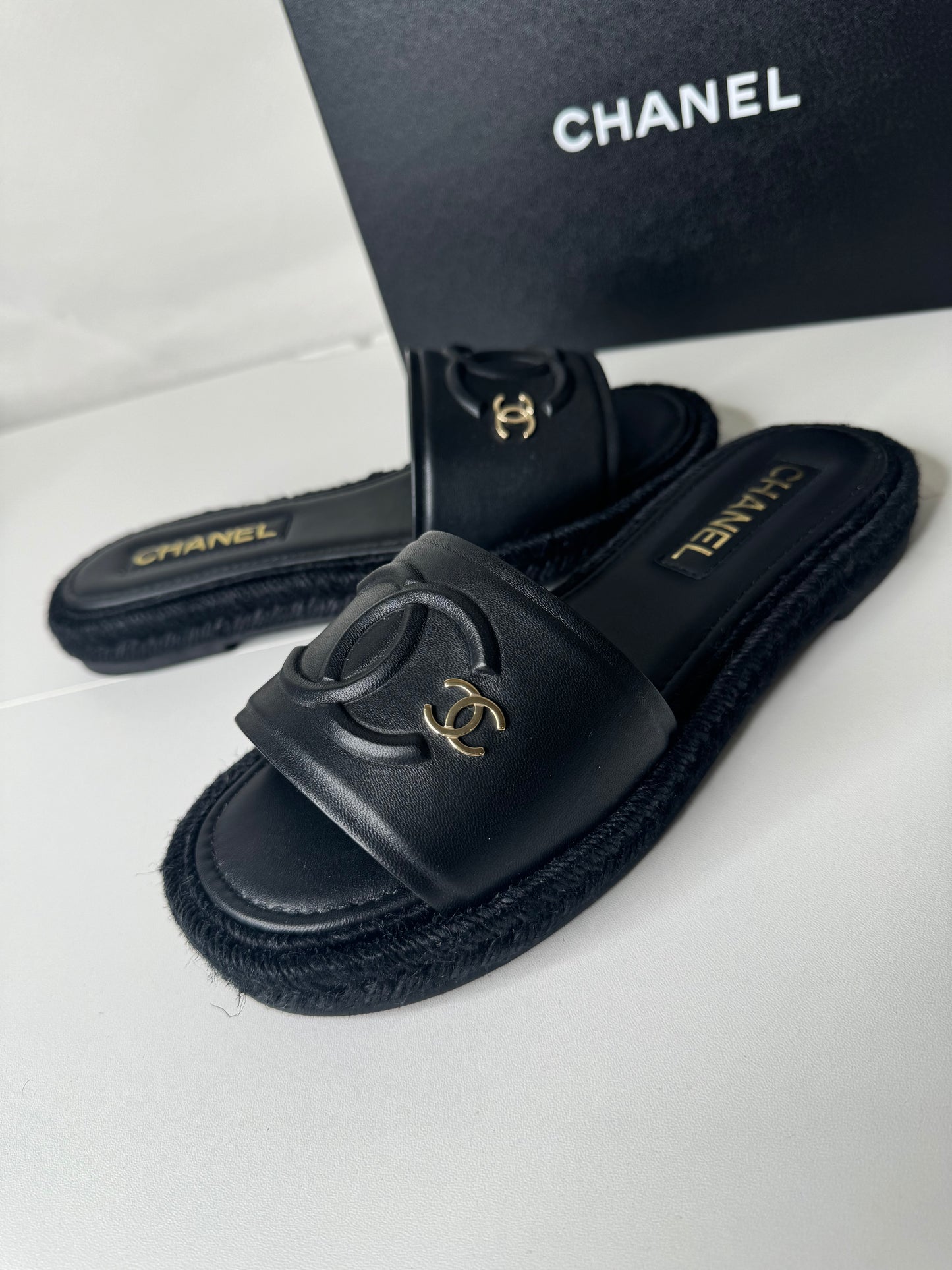 Chanel Slides Size 39