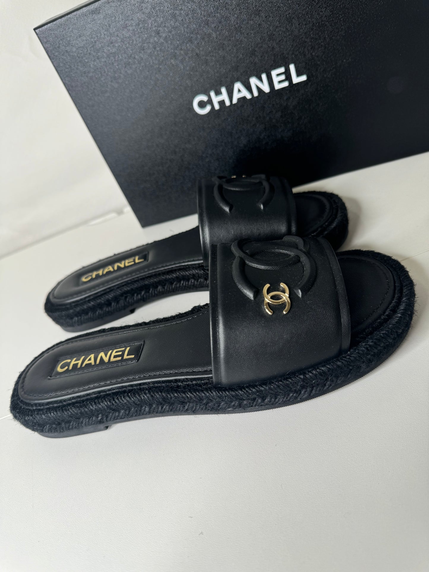 Chanel Slides Size 39