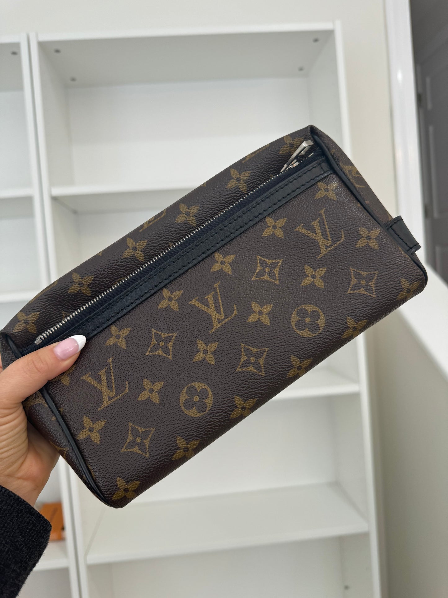 LV Toiletry Macassar Toiletry