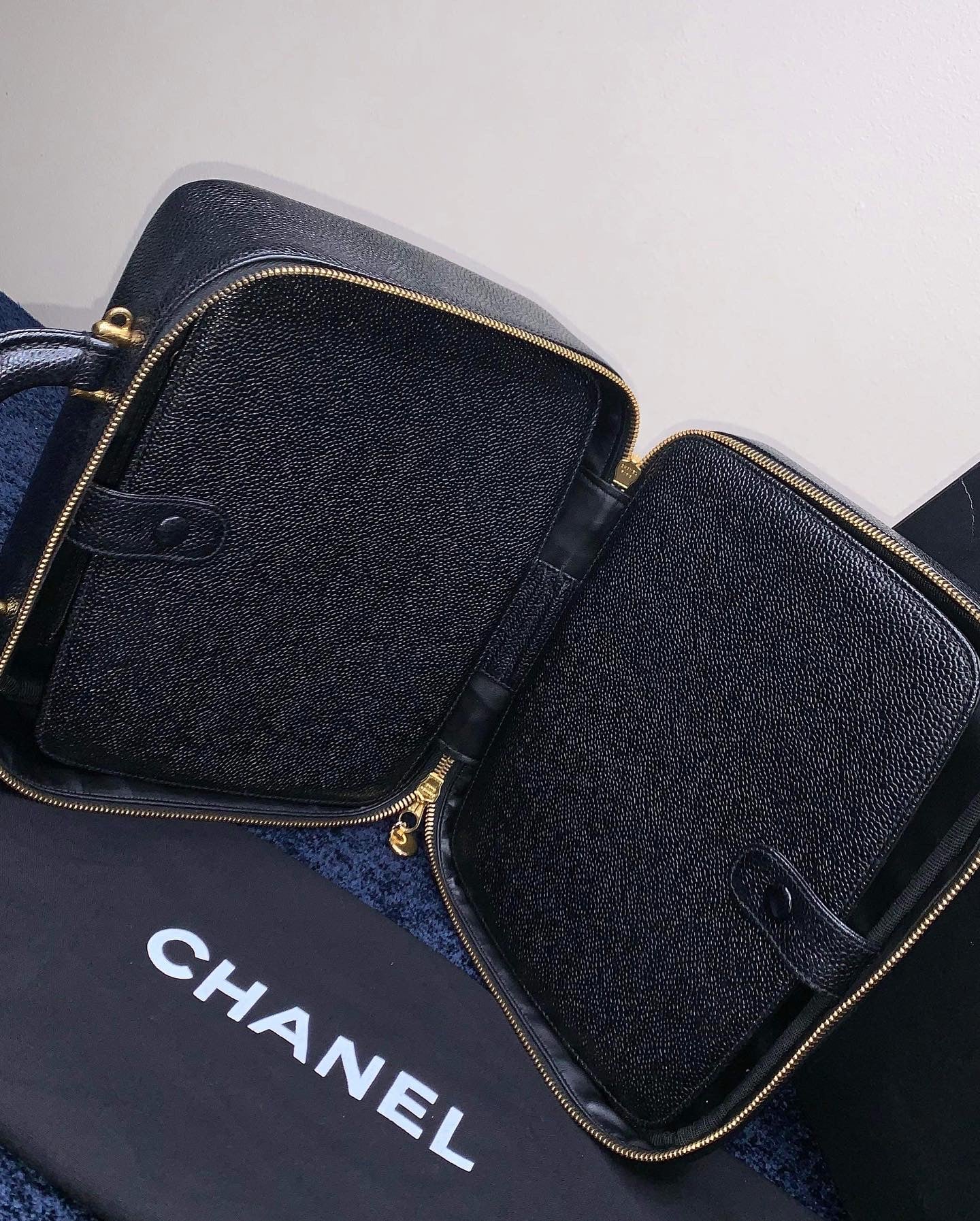 Chanel Caviar Vintage Vanity