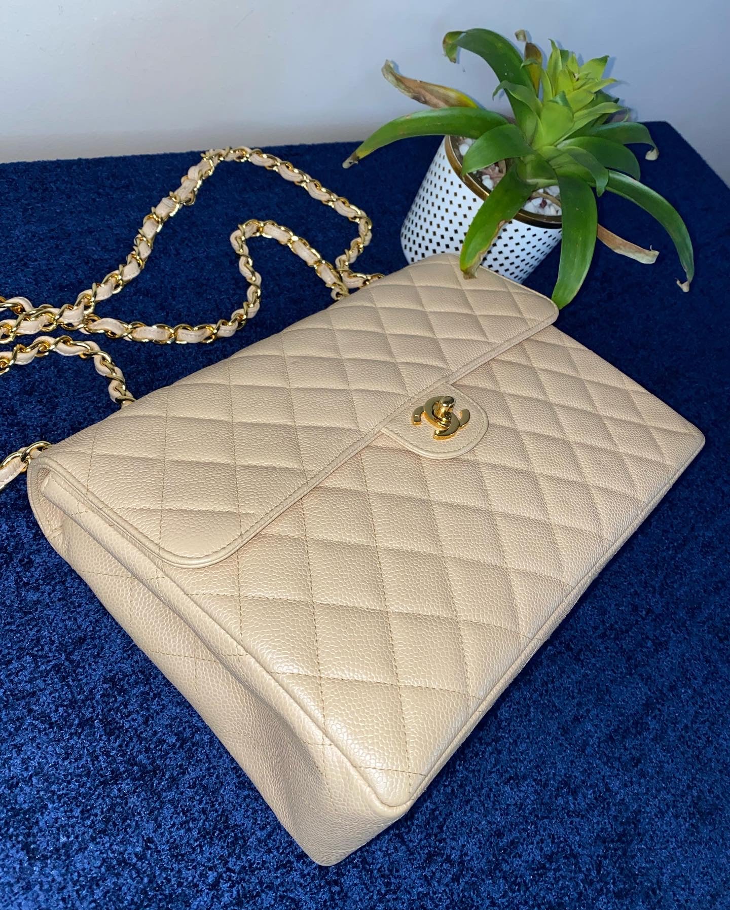 Chanel Vintage Caviar Jumbo