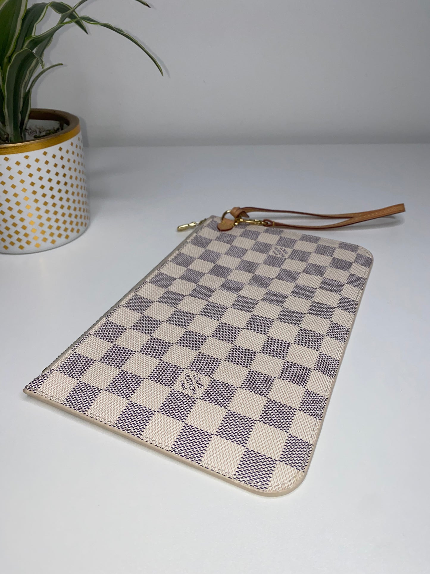 Neverfull Pouch MM