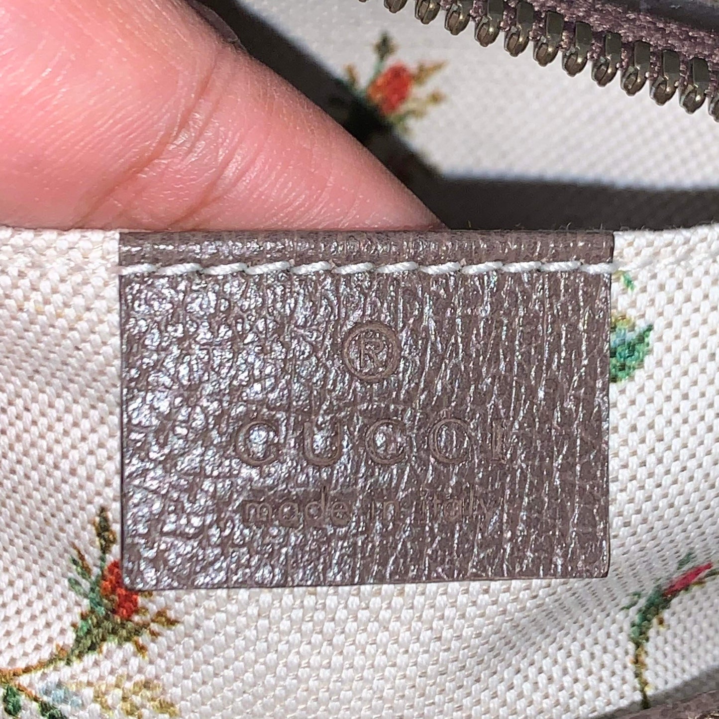 Gucci Supreme Messenger