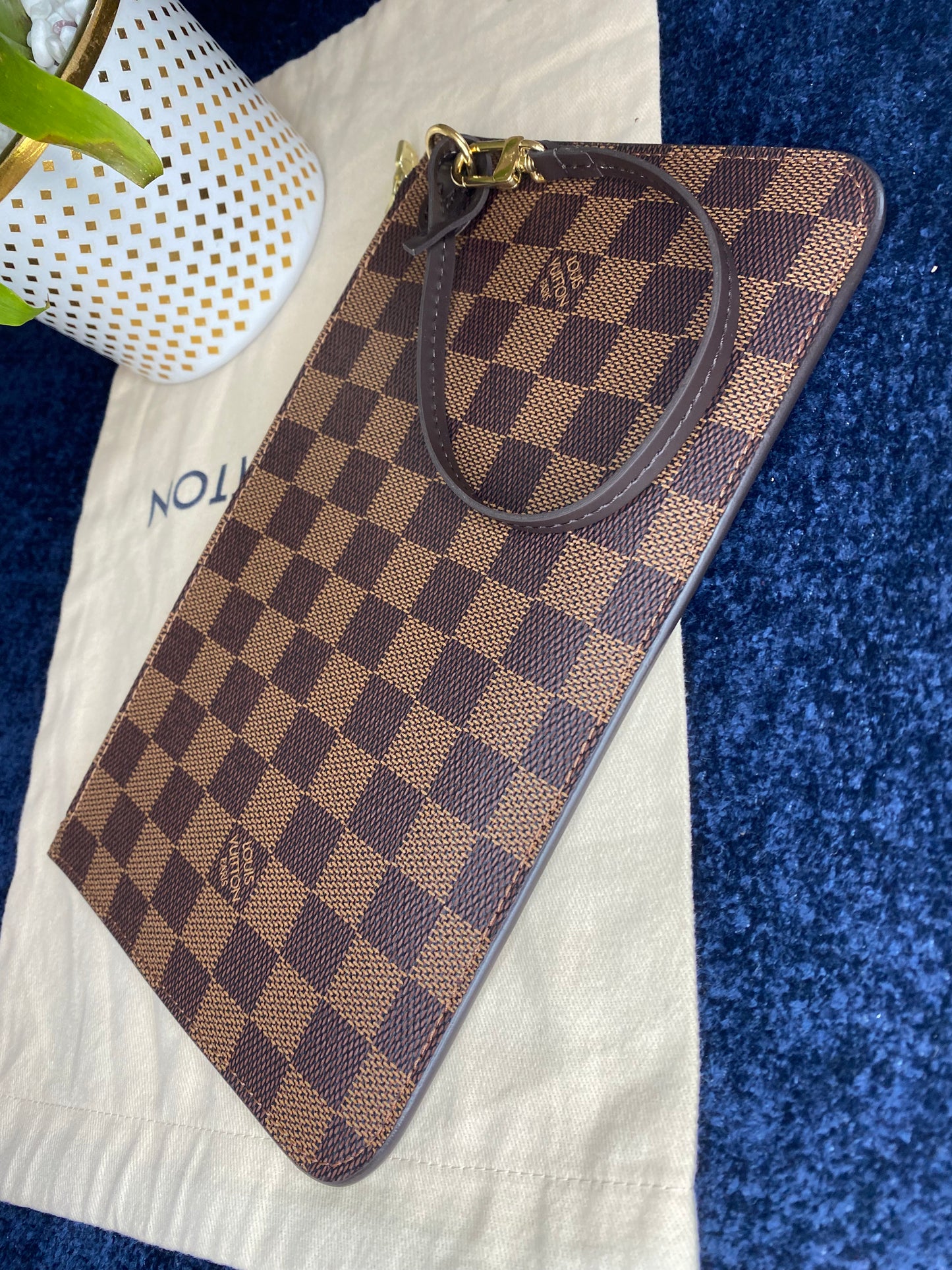 Neverfull MM Pouch