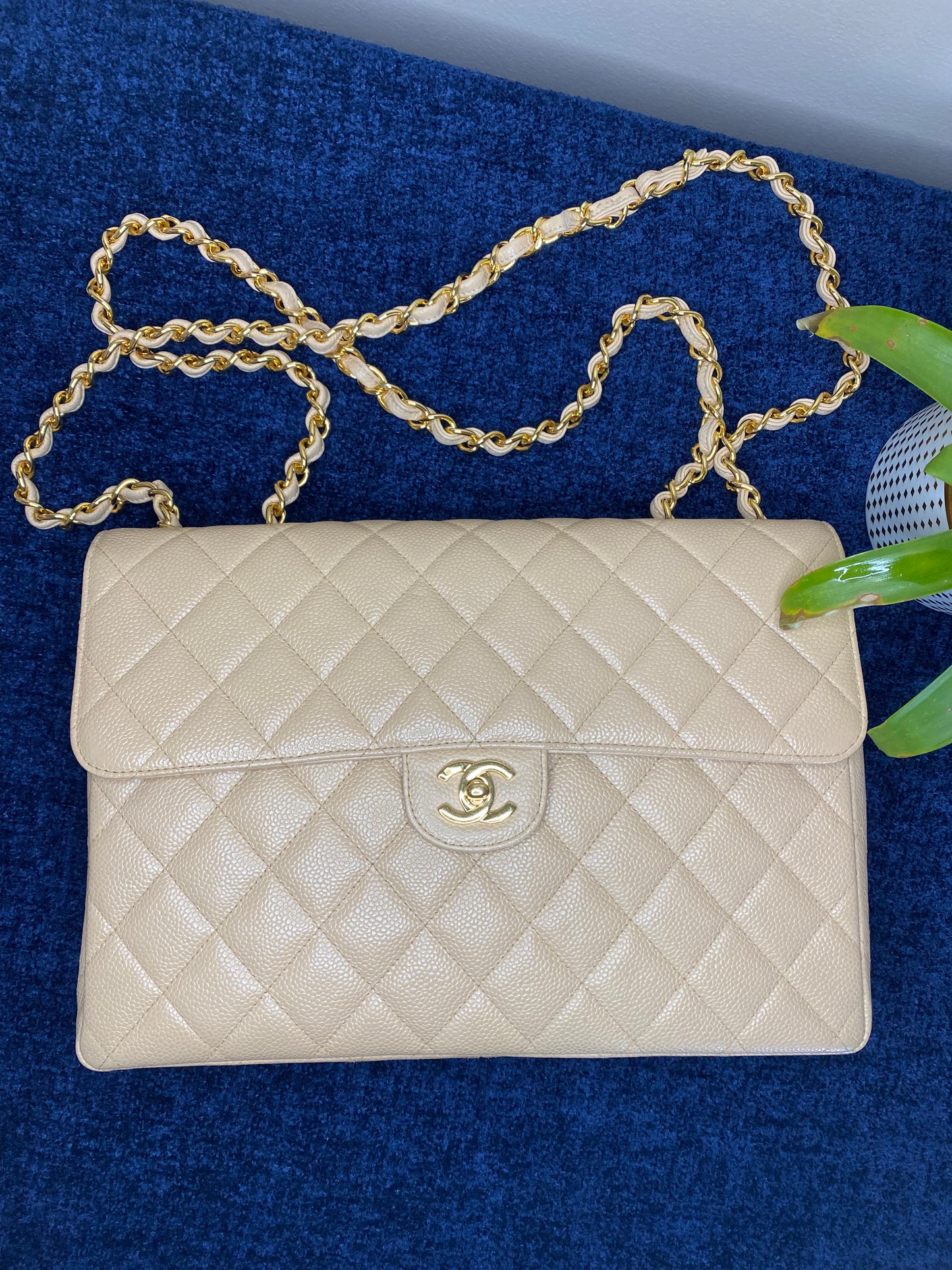 Chanel Vintage Caviar Jumbo