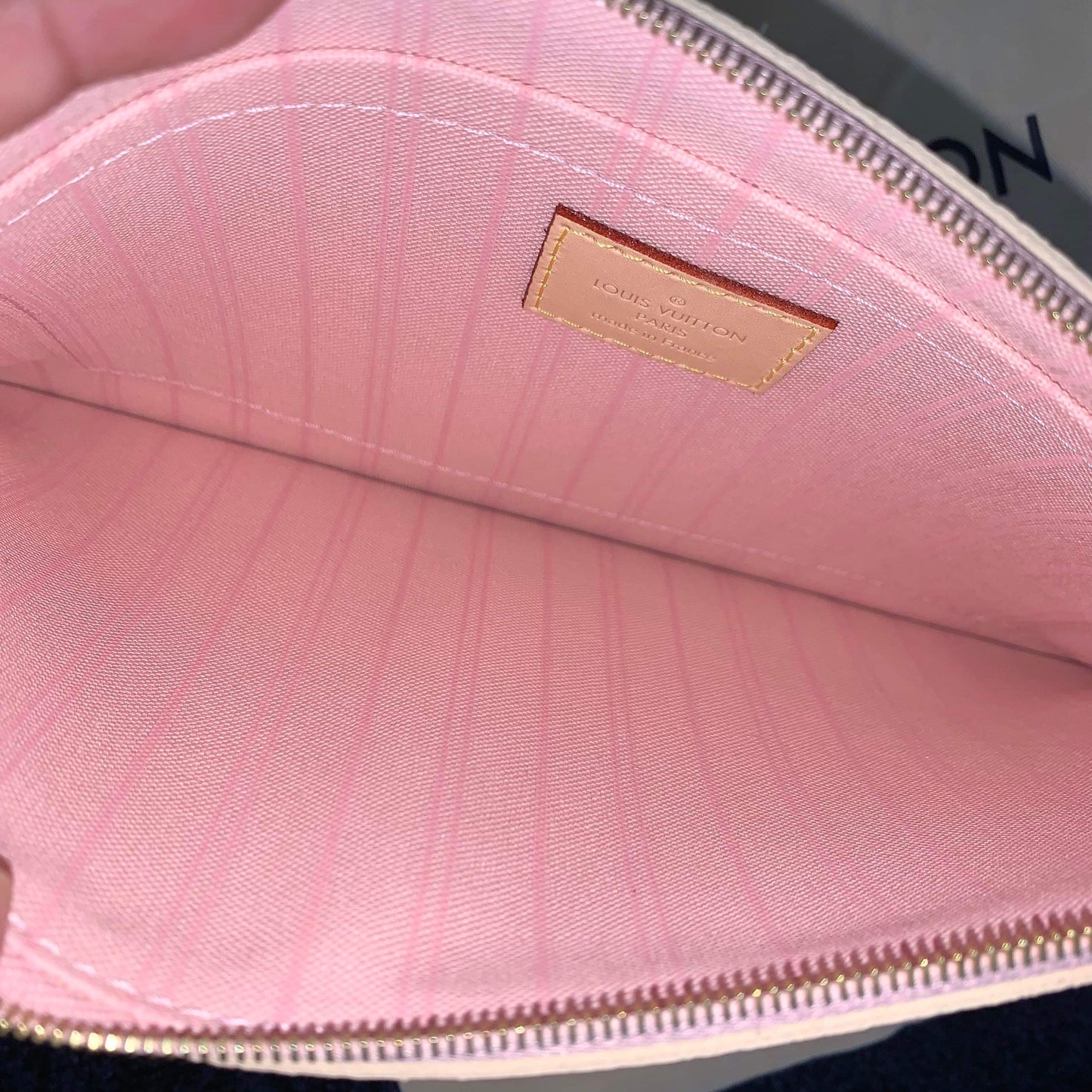 SOLD!!! Neverfull MM Pouch Azur Rose Ballerine