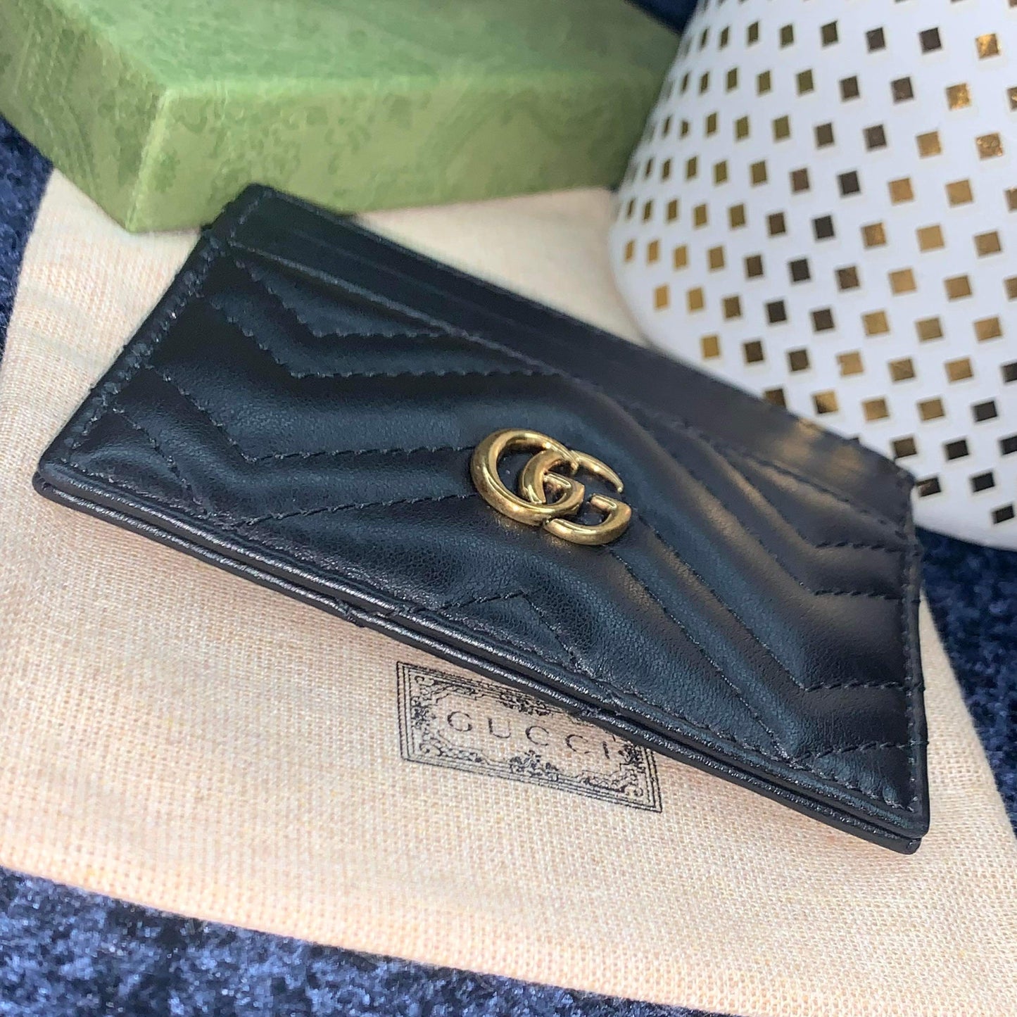 SOLD!!! Gucci Marmont Card Holder