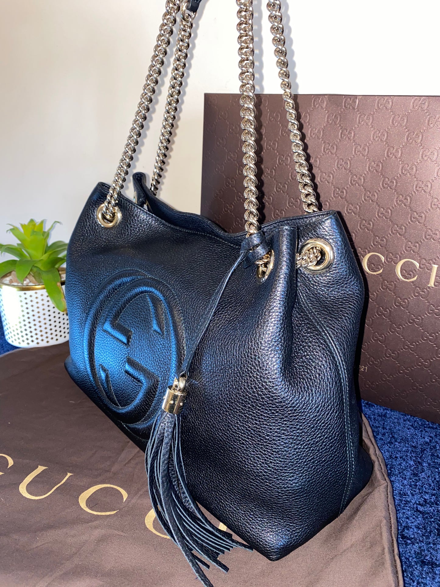 Gucci Soho Hobo Chain Bag