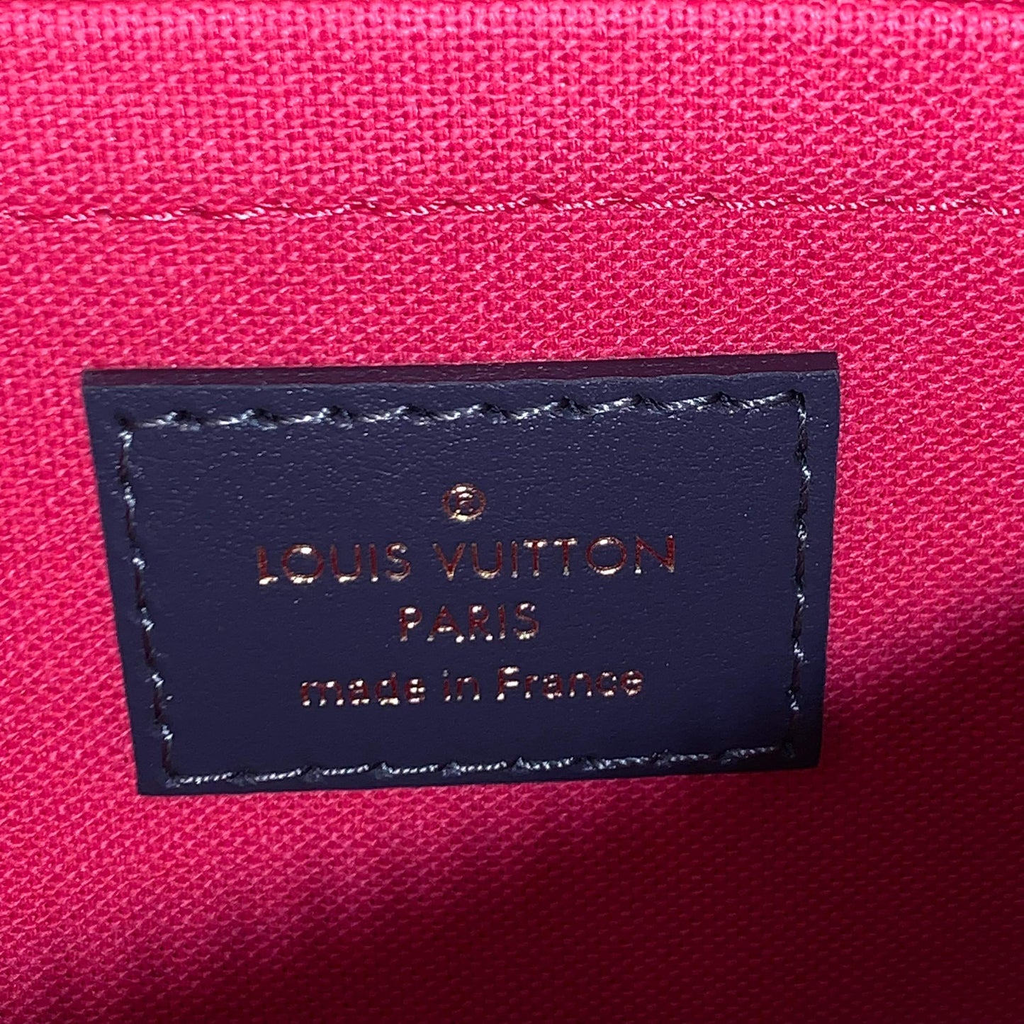 Neverfull MM Pouch Midnight Fuchsia