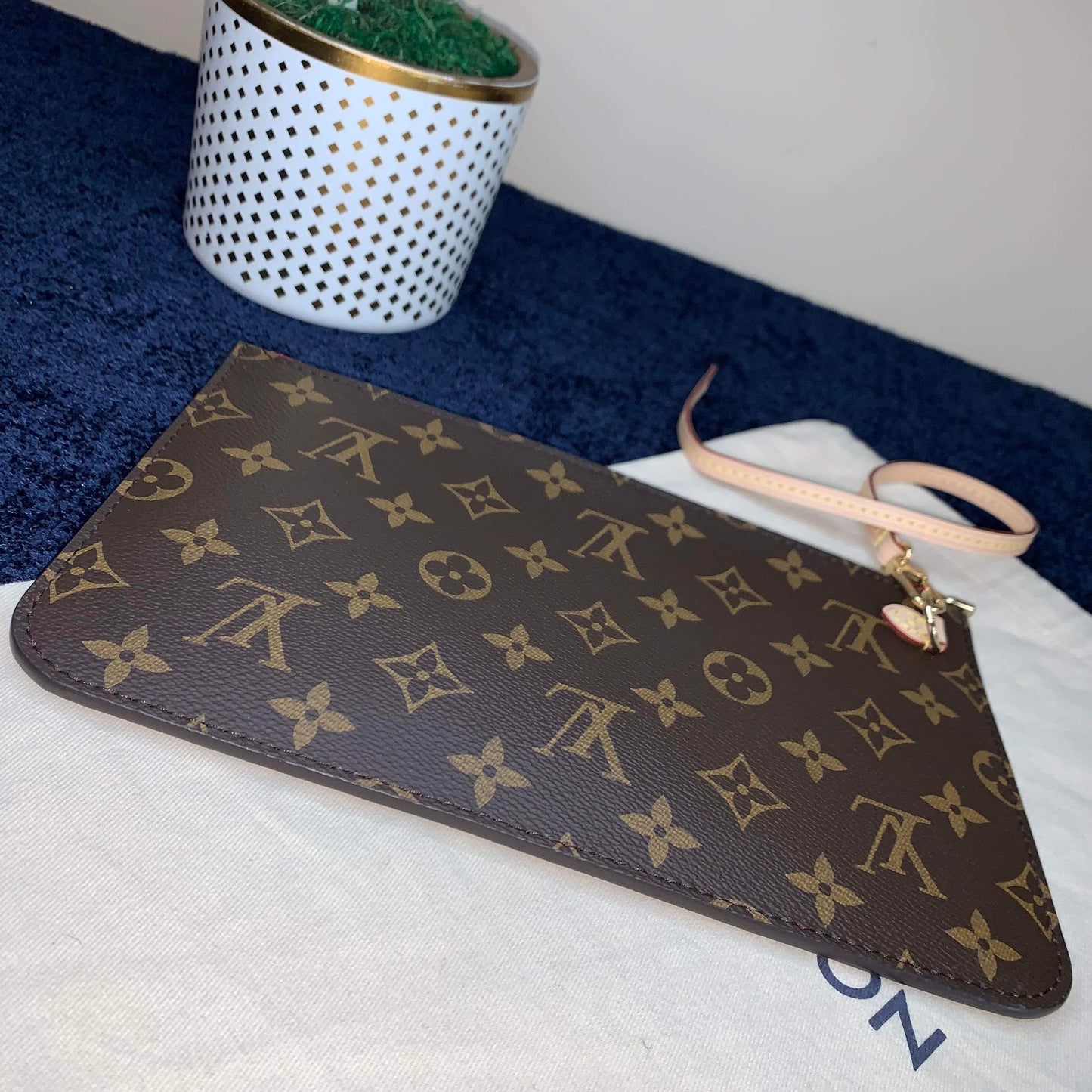 Neverfull Pouch Peony