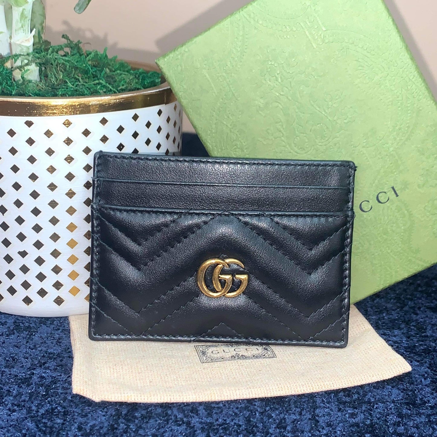 SOLD!!! Gucci Marmont Card Holder