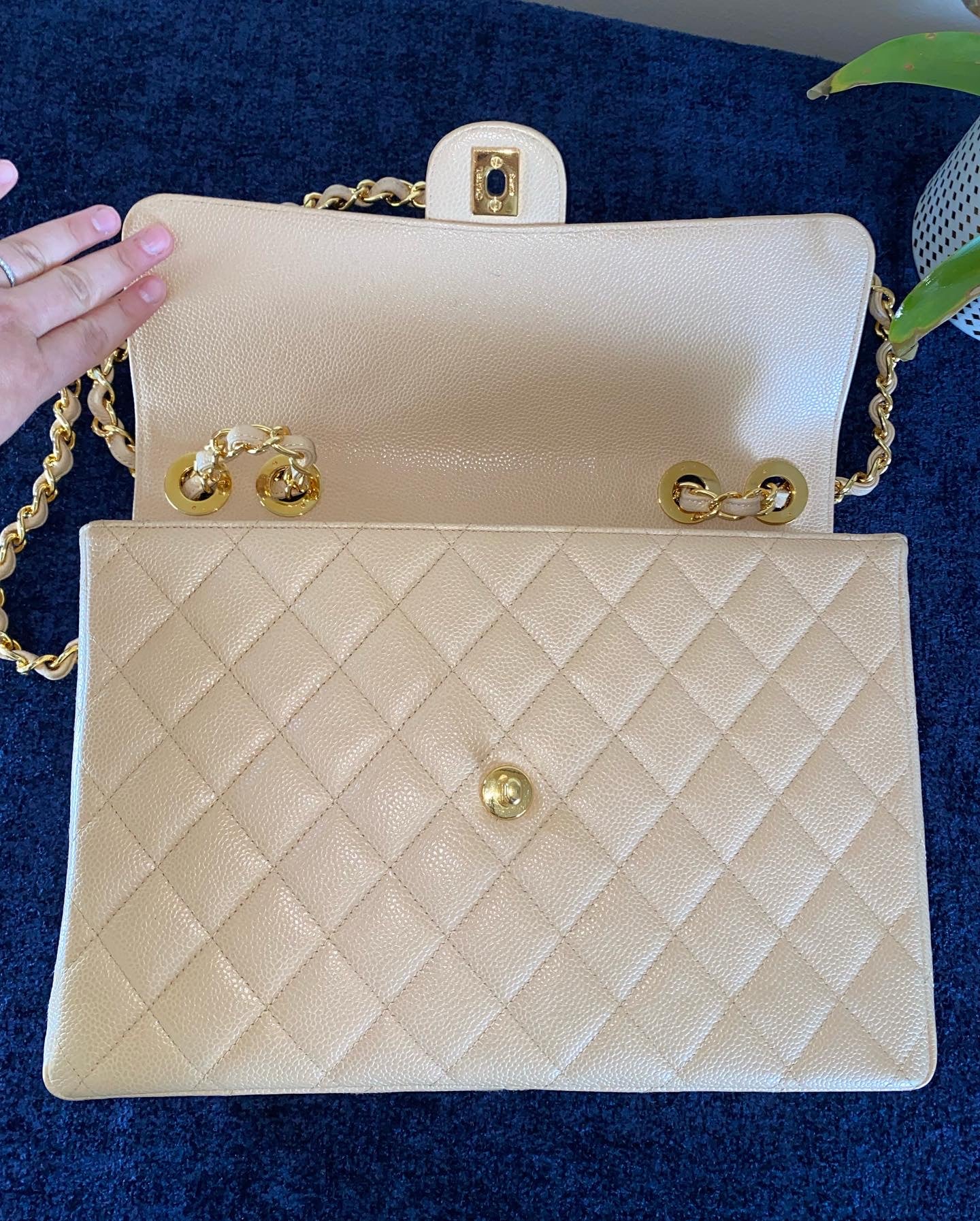 Chanel Vintage Caviar Jumbo