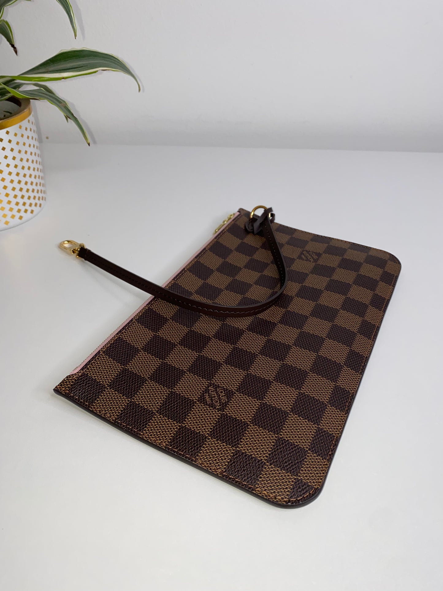 Neverfull Pouch