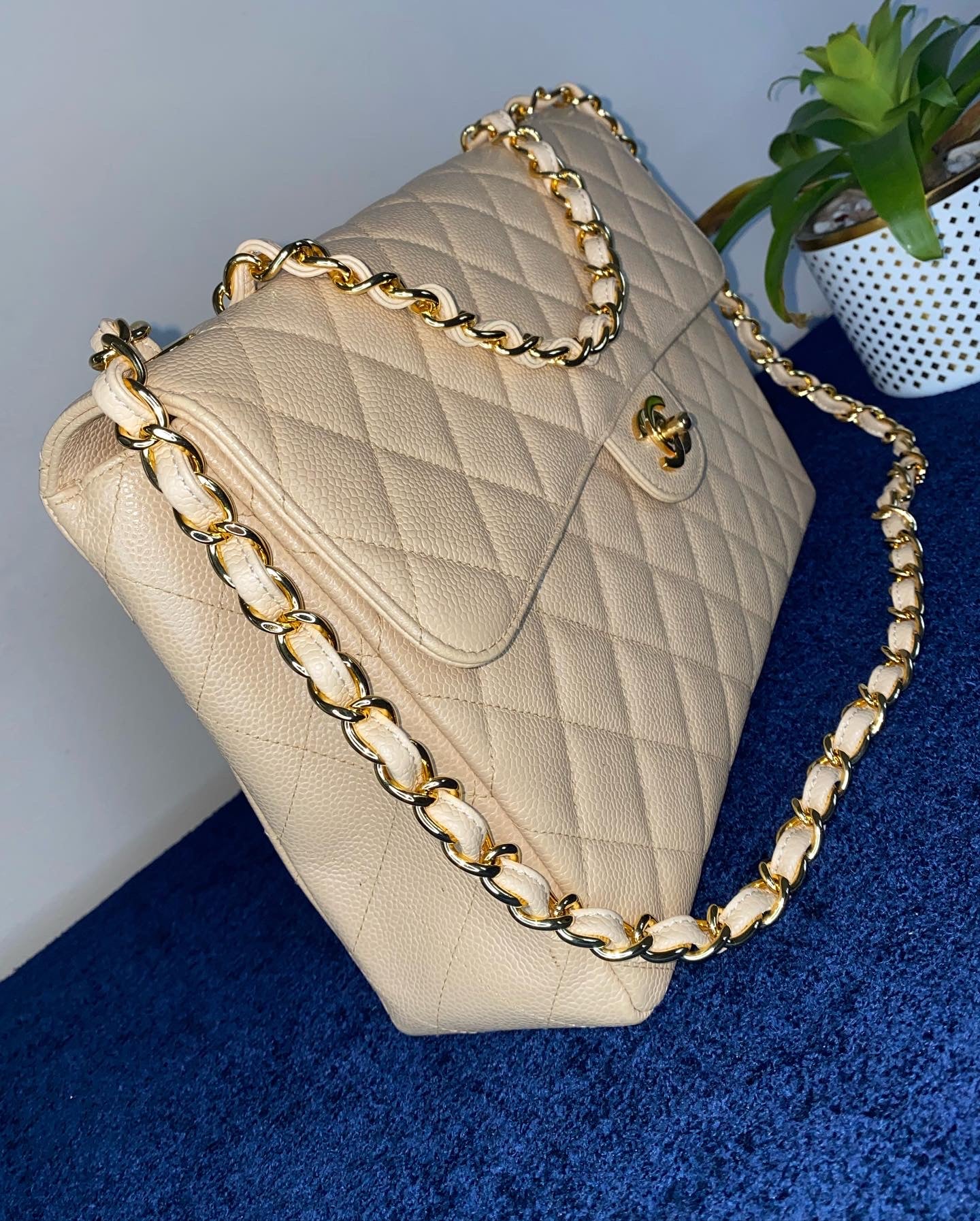 Chanel Vintage Caviar Jumbo