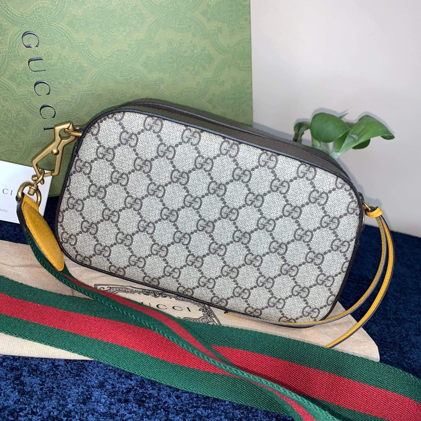 Gucci Supreme Messenger