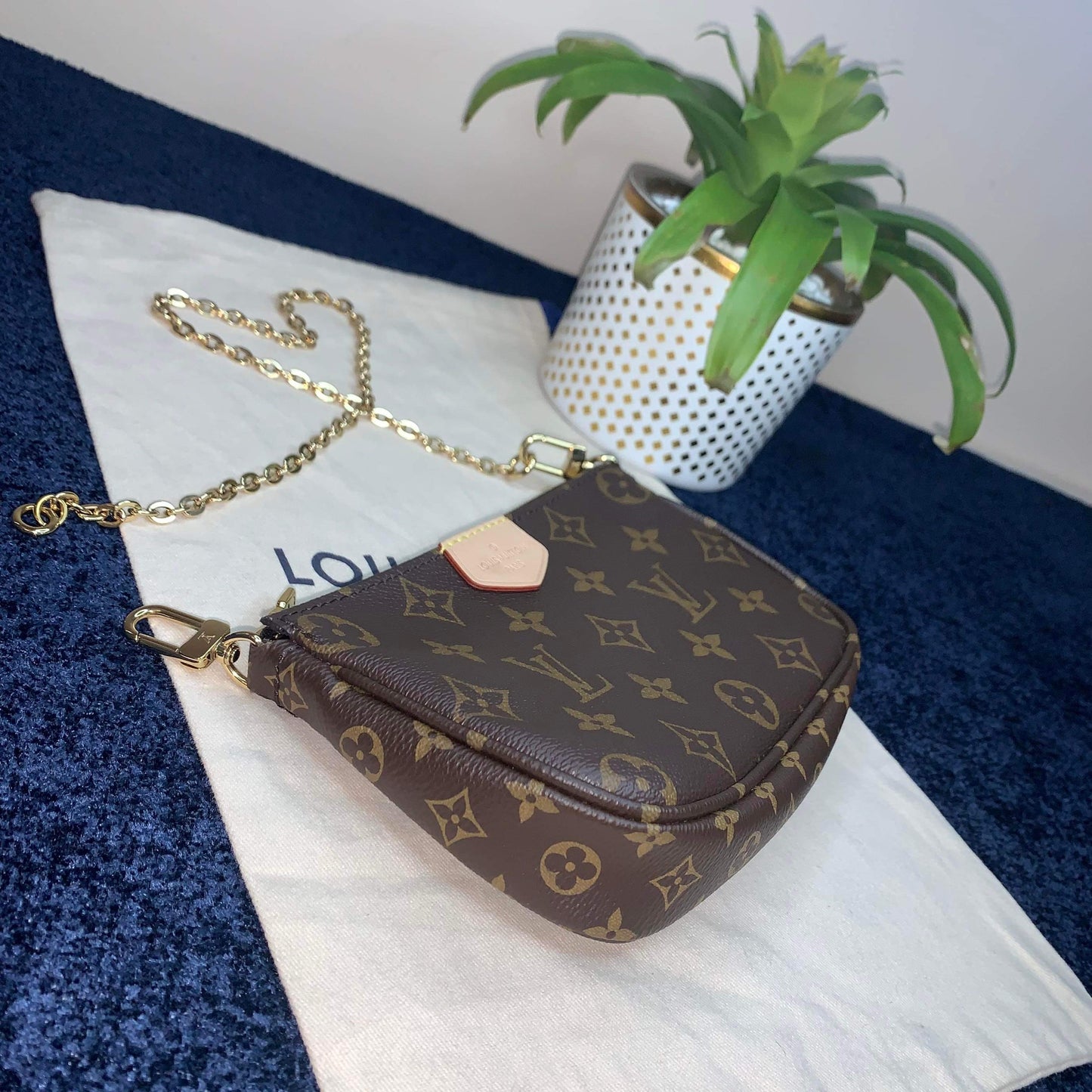 Small Pochette