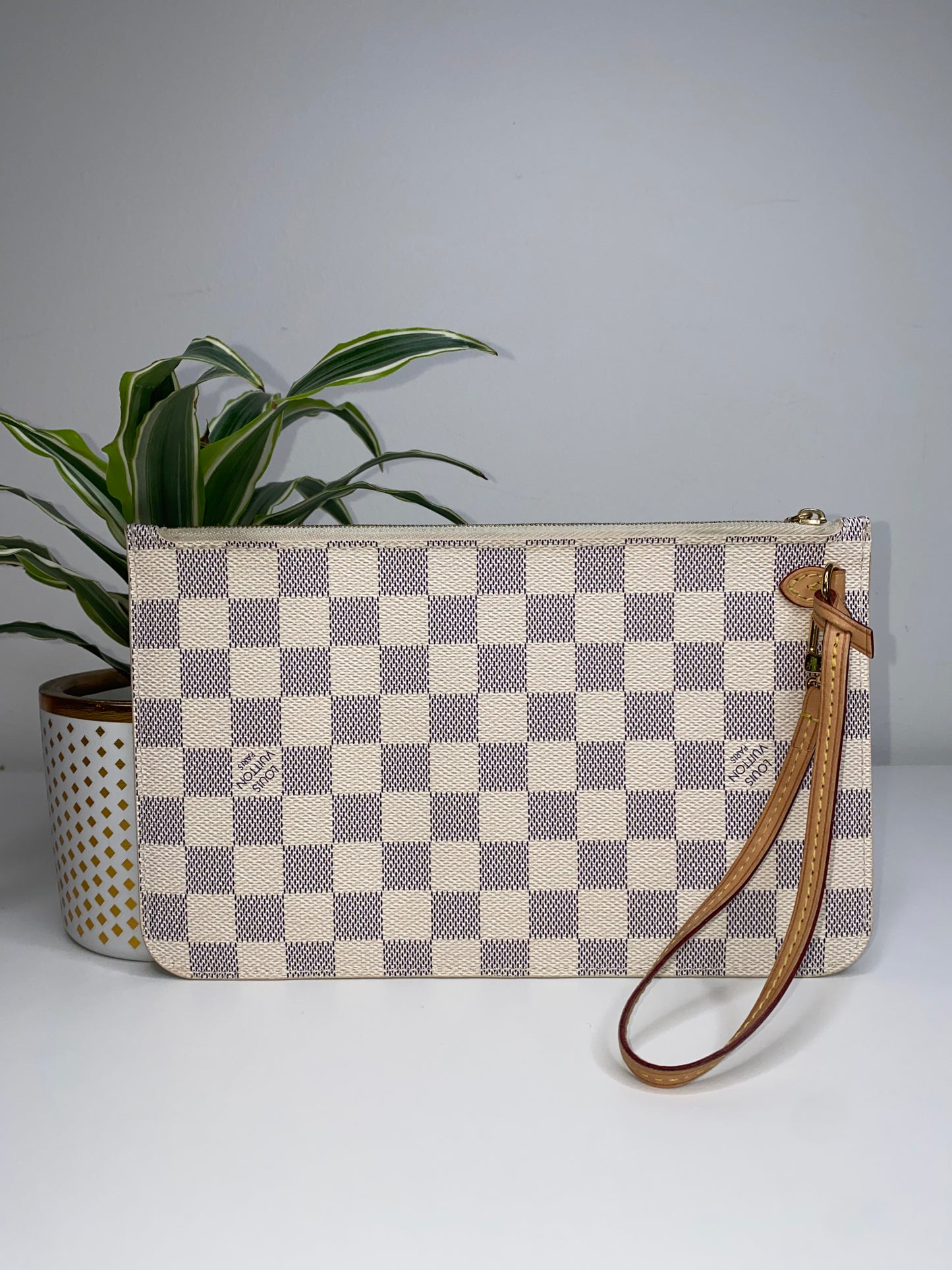 Neverfull Pouch MM