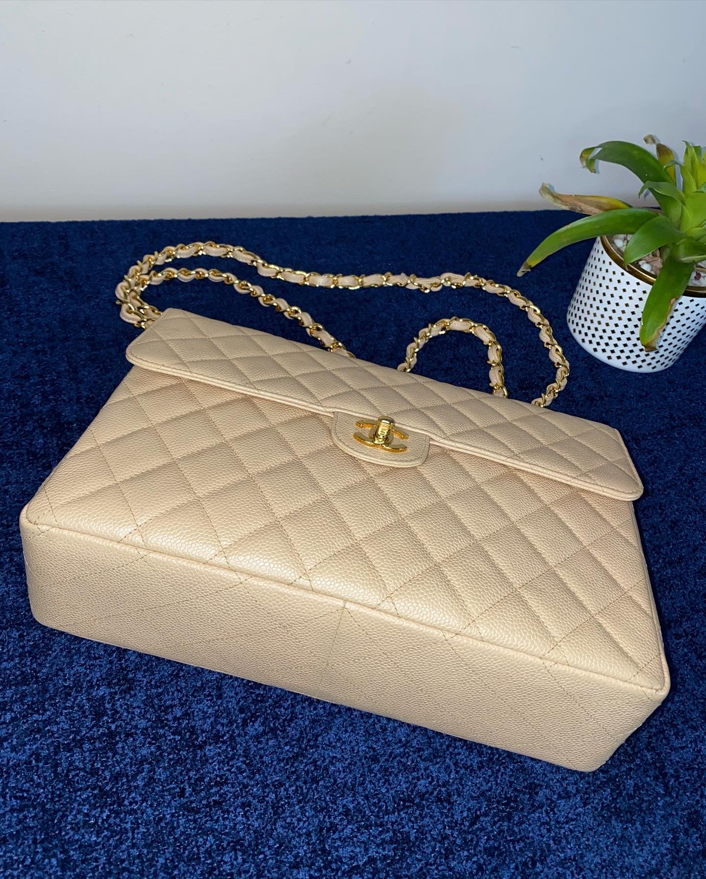 Chanel Vintage Caviar Jumbo