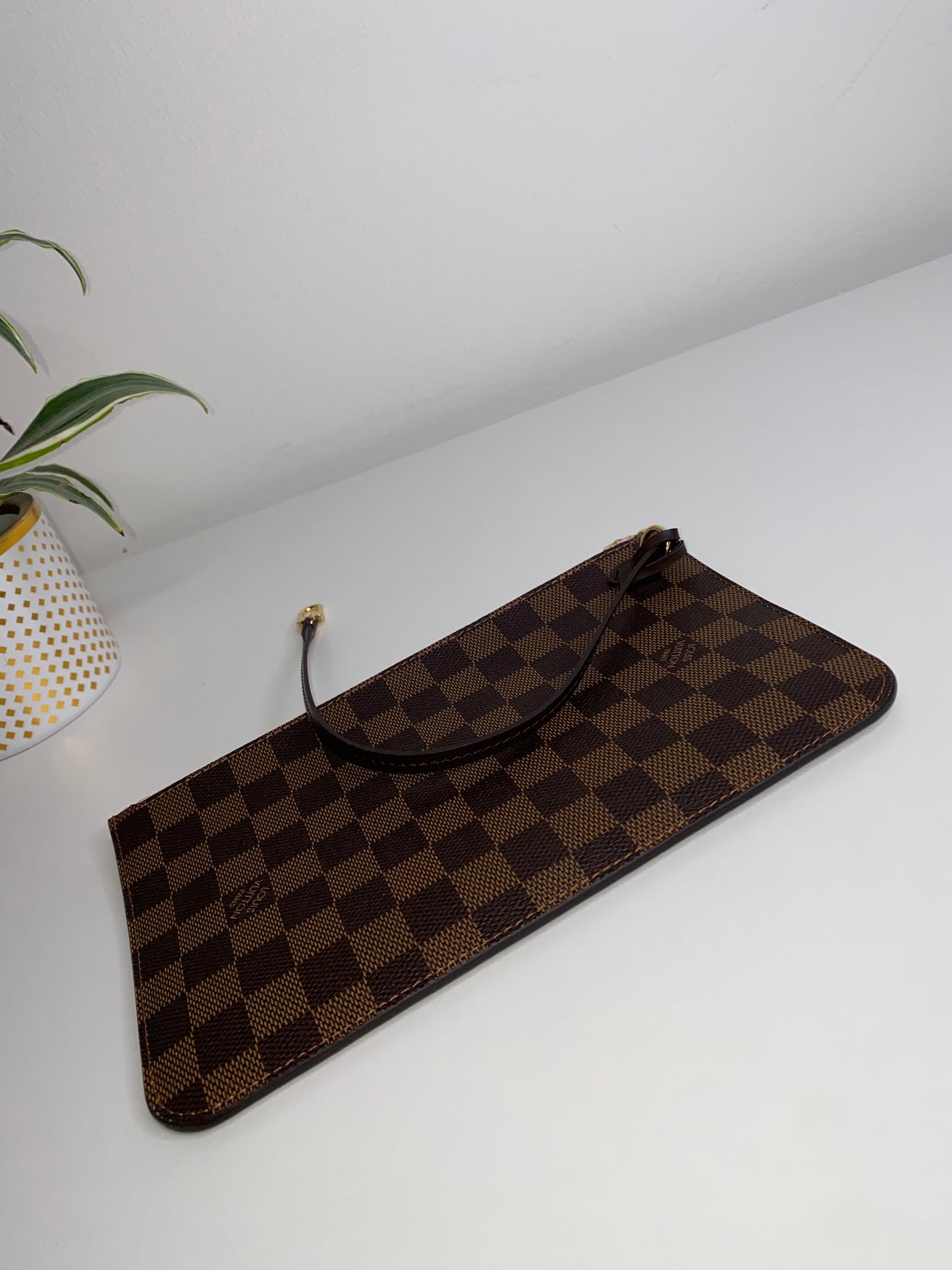 Neverfull Pouch