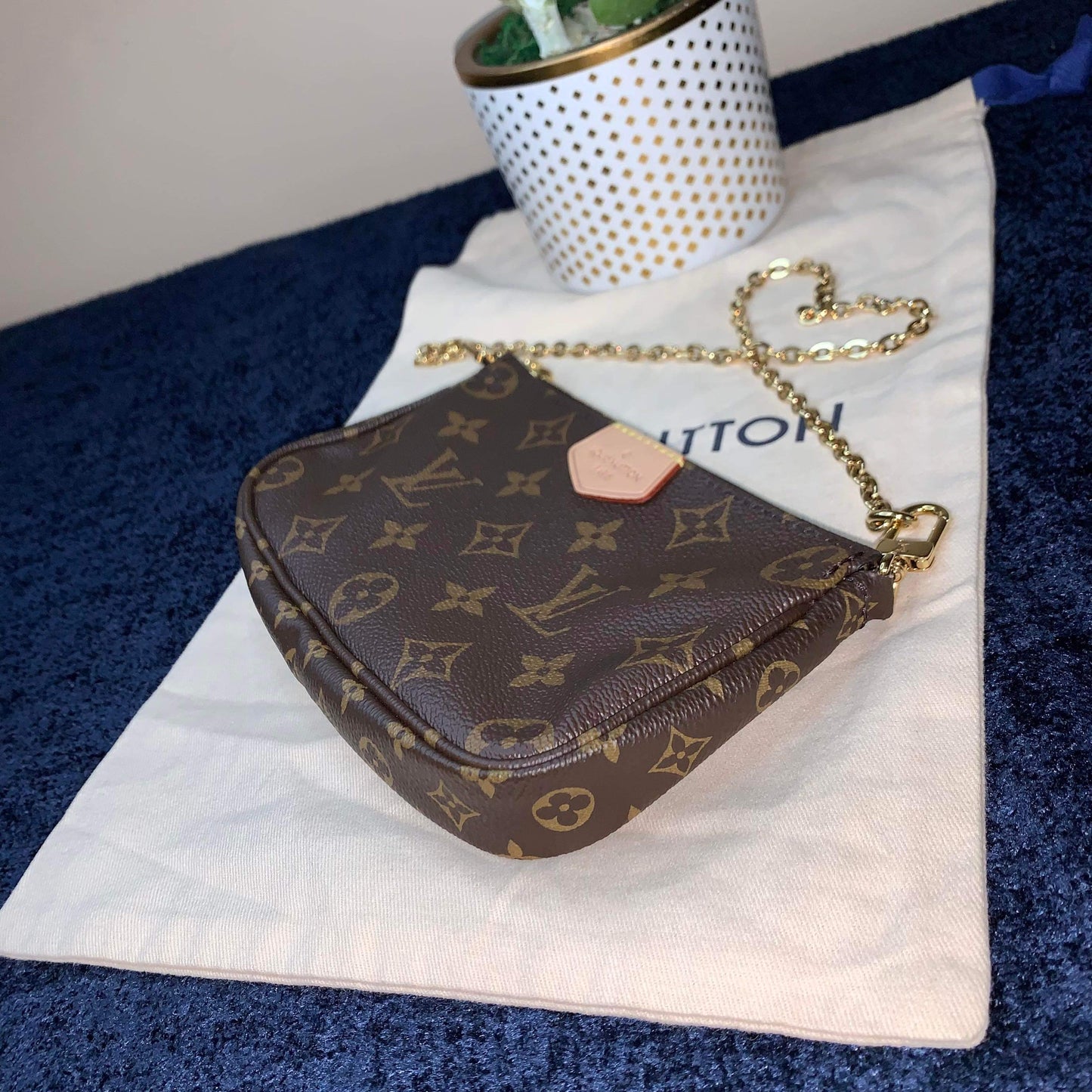 Small Pochette