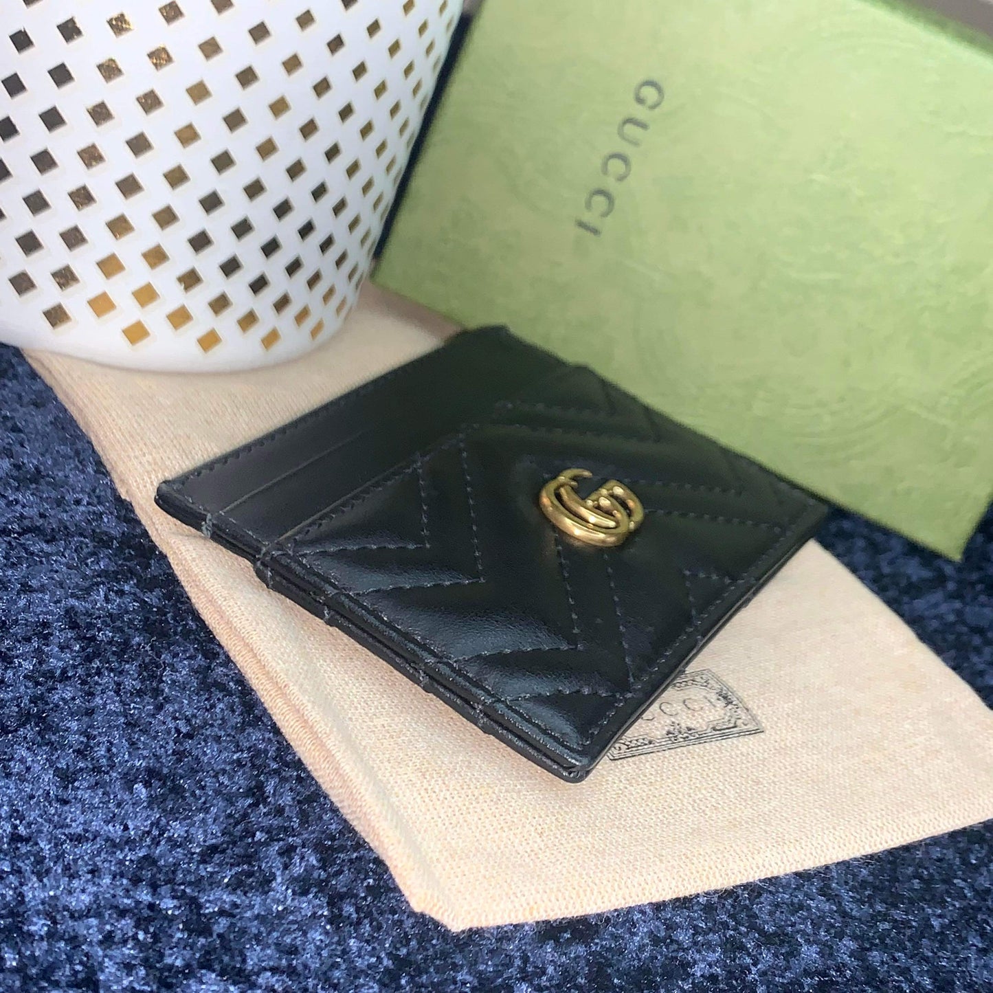 SOLD!!! Gucci Marmont Card Holder