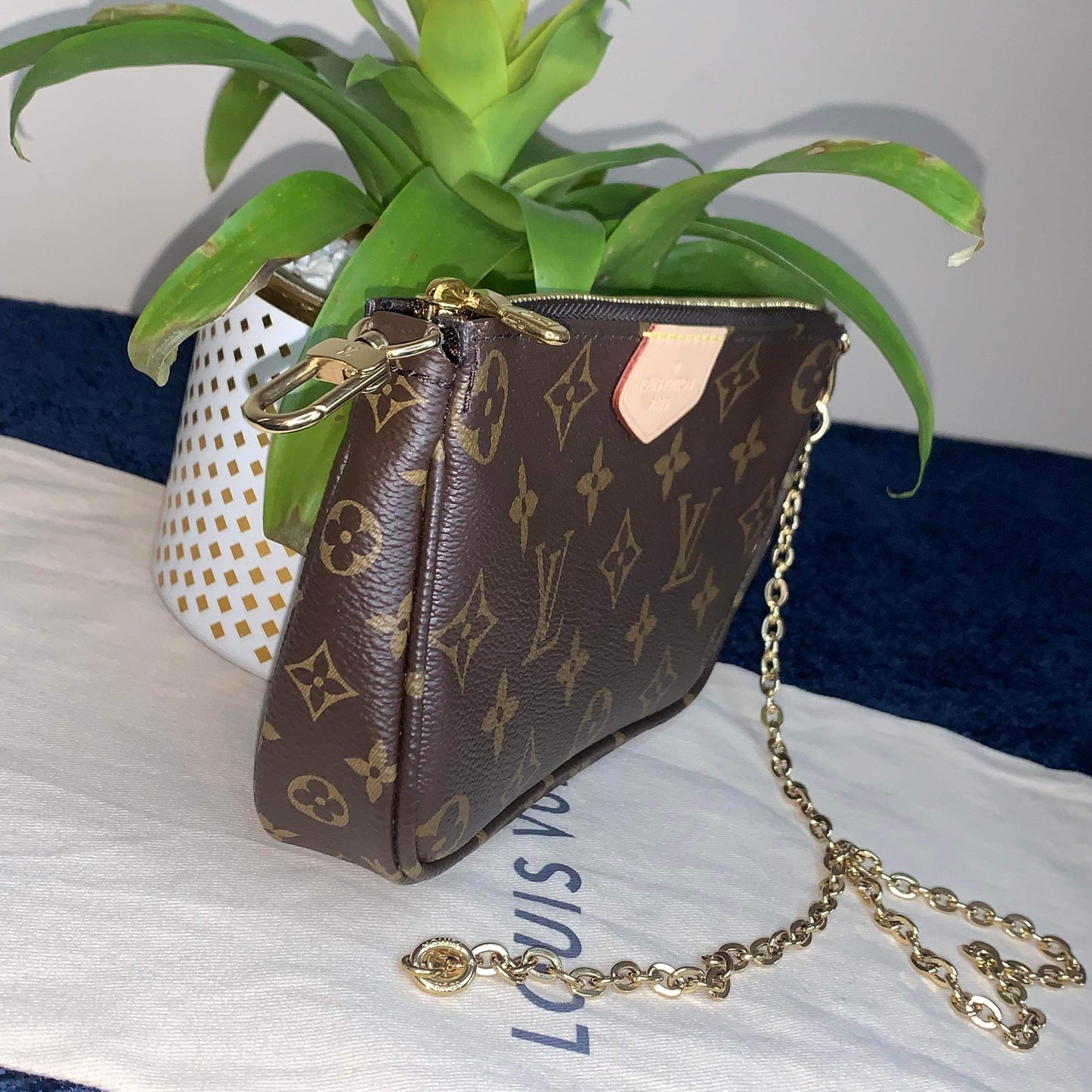 Small Pochette