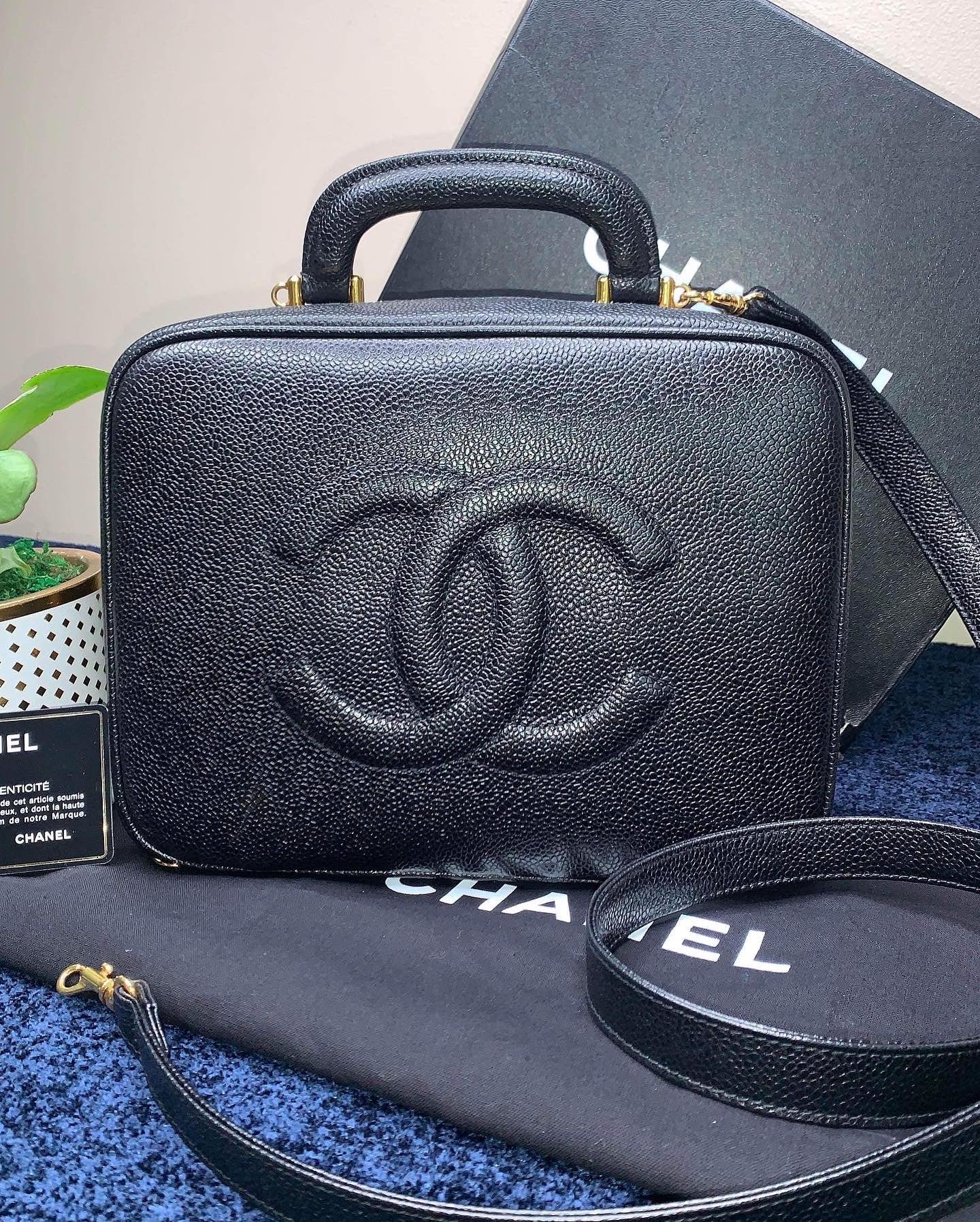 Chanel Caviar Vintage Vanity