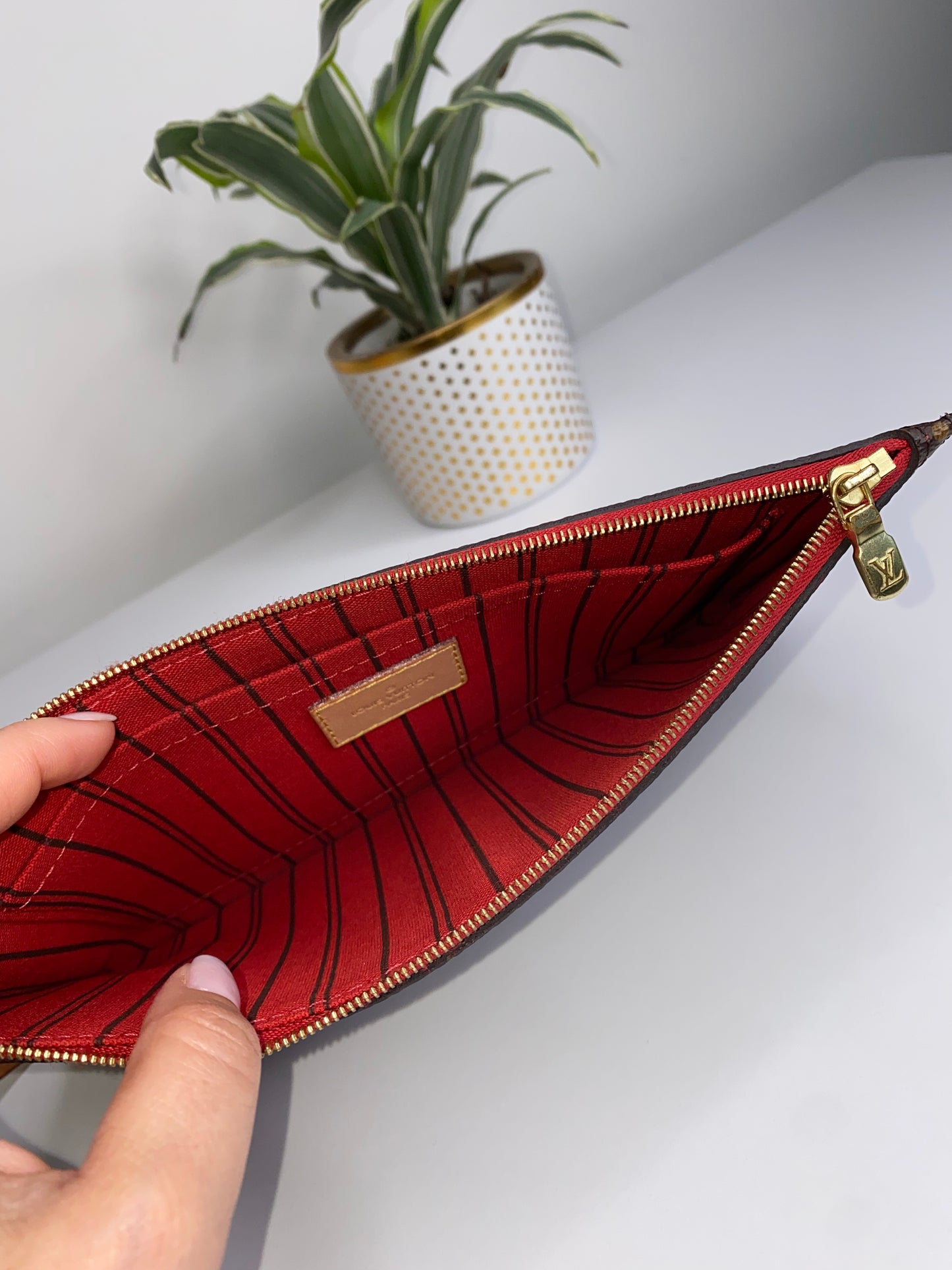 Neverfull MM Pouch